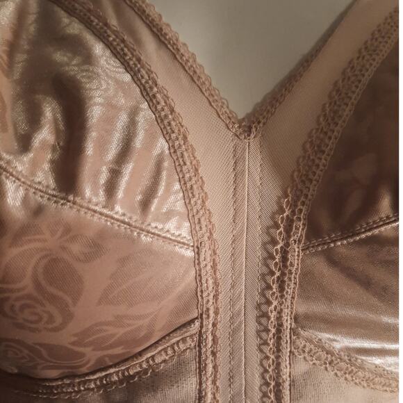 Playtex 18-Hour Wireless Bra 4693 Sz 38C Ultimate Shoulder Comfort 4-Way Support - Picture 6 of 10